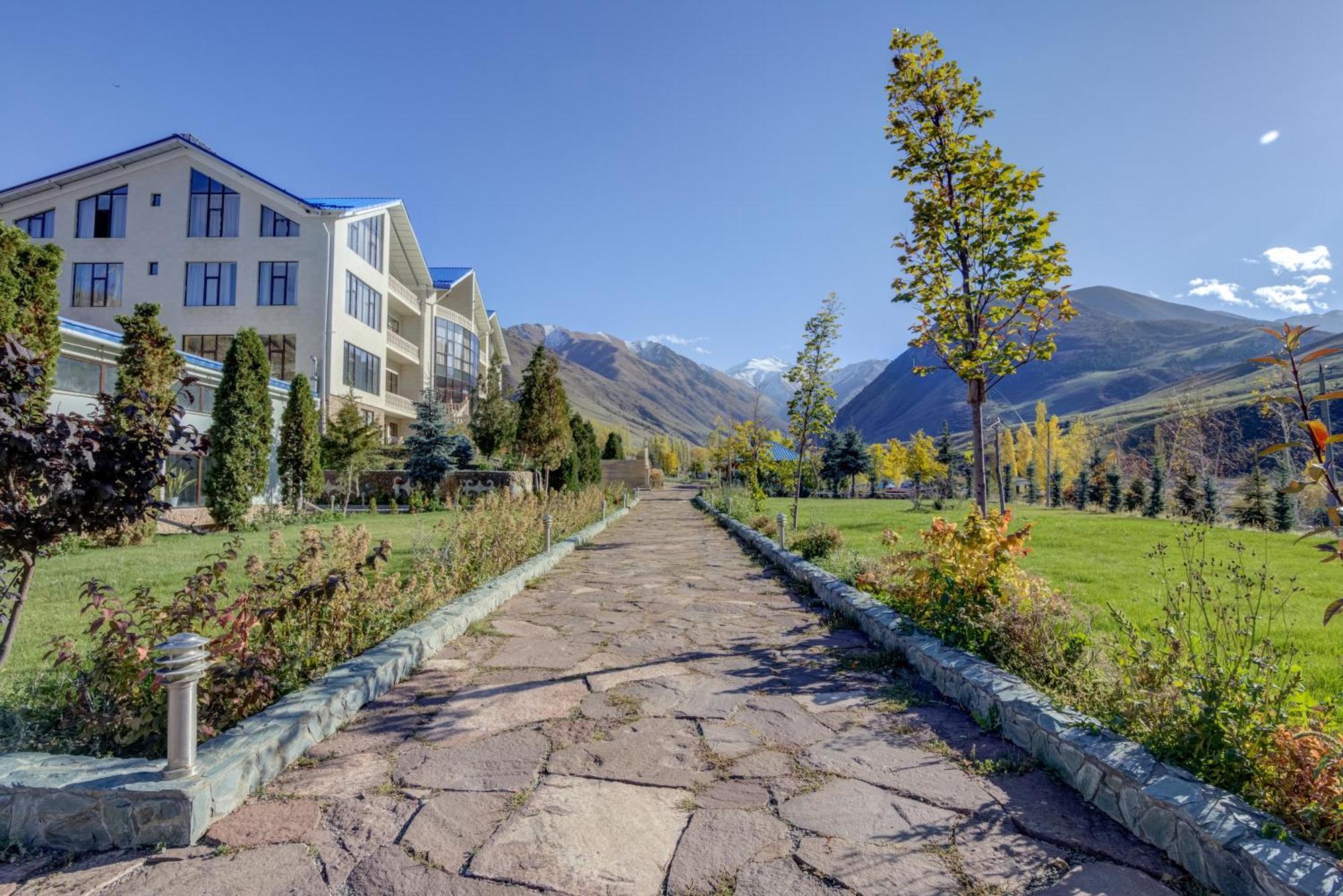 Mountain View Hot Spring Resort Kara-Bulak Exterior foto