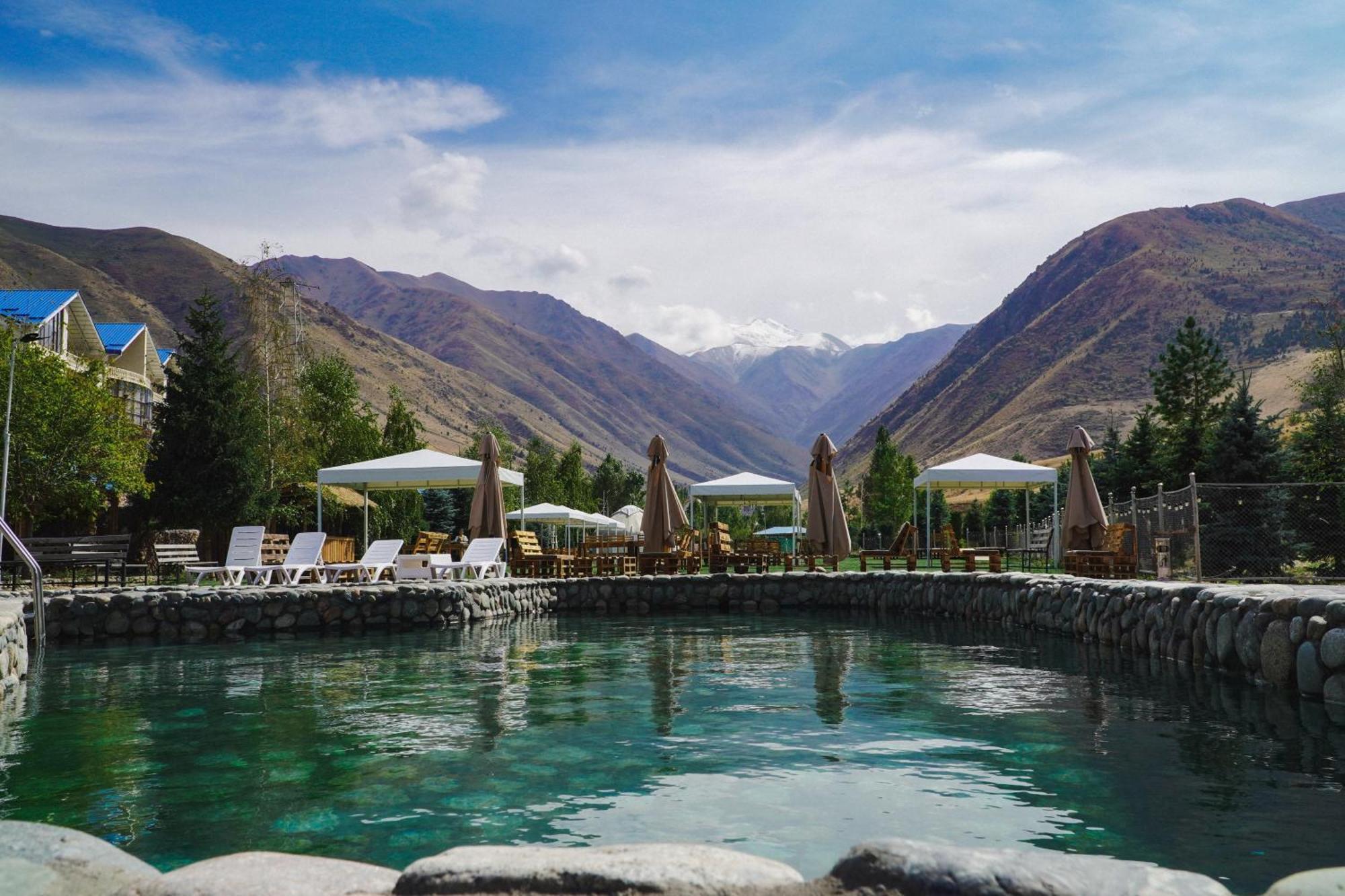 Mountain View Hot Spring Resort Kara-Bulak Exterior foto
