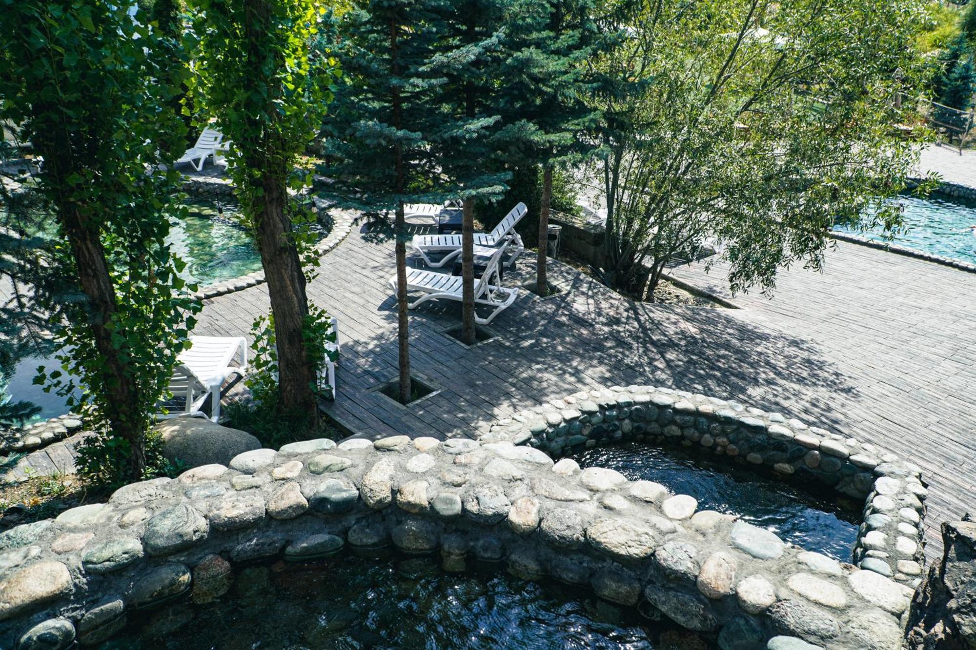 Mountain View Hot Spring Resort Kara-Bulak Exterior foto